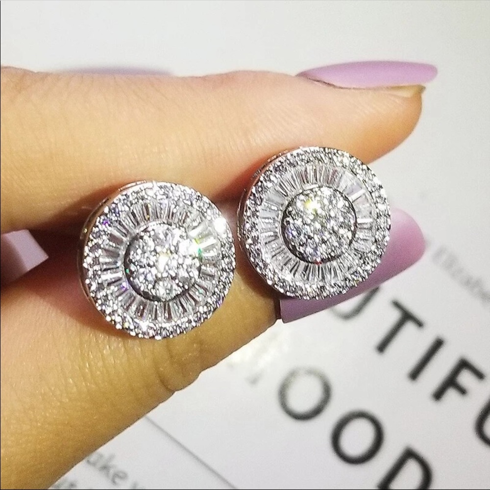 New 925 Silver Round Lovely Diamond Earrings - Picture 2 of 5